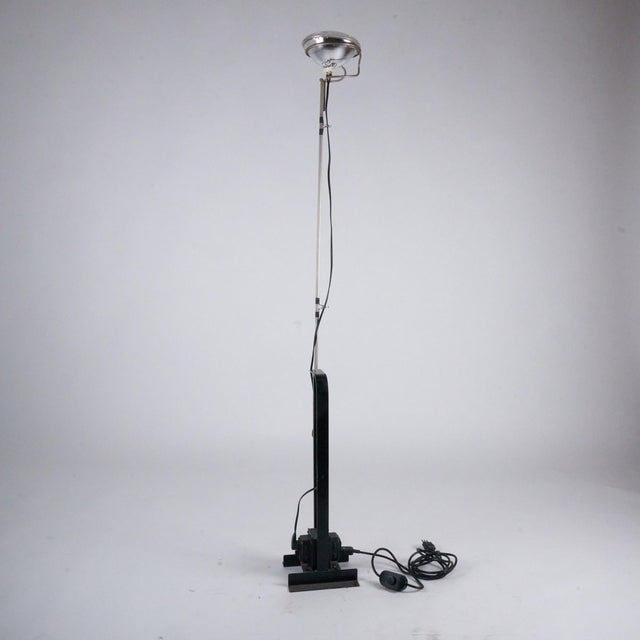 Toio Floor Lamp by Achille and Pier Giacomo Castiglioni for Flos, 1970s For Sale - Image 12 of 12