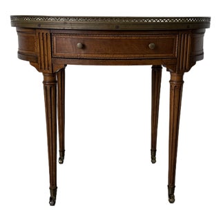Vintage Baker Furniture Louis XVI-Style Bouillotte Side Table With Brass Gallery and Single Drawer For Sale