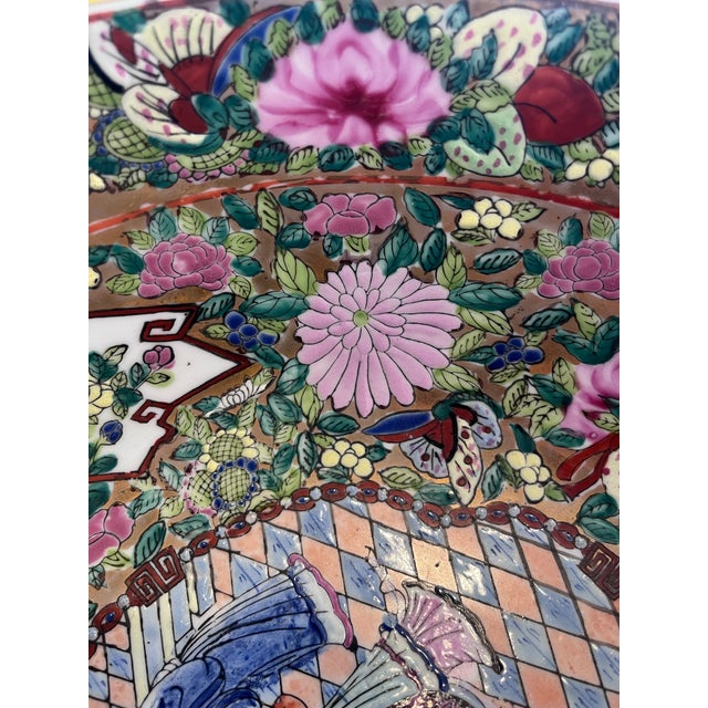 Mid 20th Century Antique Chinese Famille Rose / Rose Medallion Porcelain Bowl For Sale - Image 5 of 7