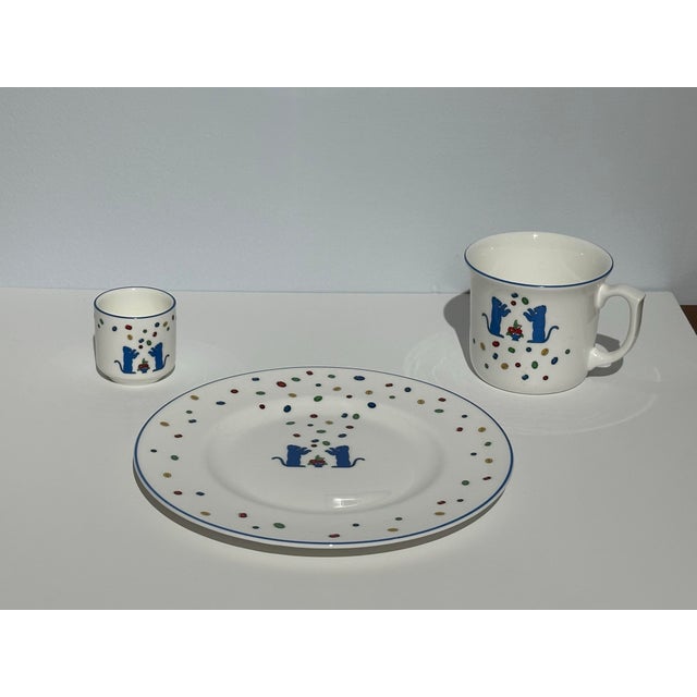 Tiffany and Co. Vintage Cartier La Maison Des Enfants Porcelain Child’s Dining Set – Panther Motif – 1988 For Sale - Image 4 of 12
