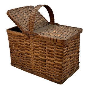Outstanding Antique American Pennsylvania Amish Hand Woven Alder & Ash Wood Splint Picnic Basket Circa Late 1800s