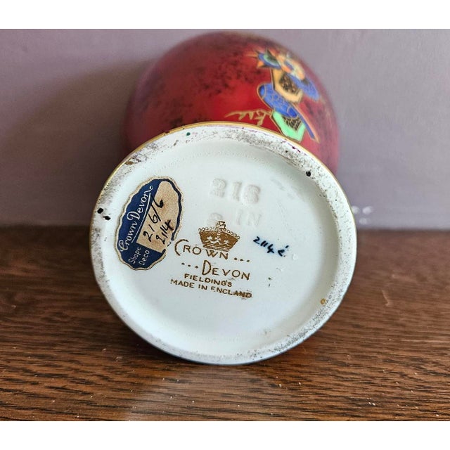 Art Deco Vase with Geometric Parrot Design by Enoch Boulton for Crown Devon, 1930s For Sale - Image 4 of 10