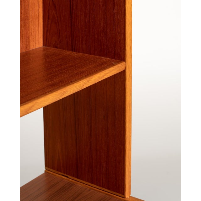 1950s Teak and Oak Bookcase, Scandinavia, 1950s For Sale - Image 5 of 10