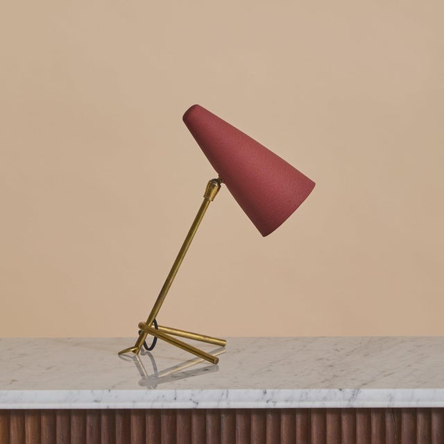 Stilux 1950s Petite Italian Red Enamel Table Lamp by Stilux For Sale - Image 4 of 11