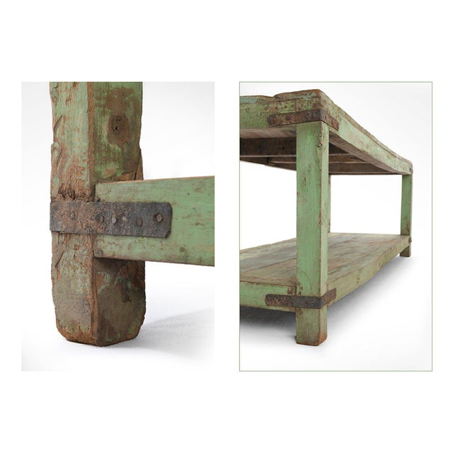 Wooden Coffee Table, 1940s, in Good conditions. Designed 1920 to 1949