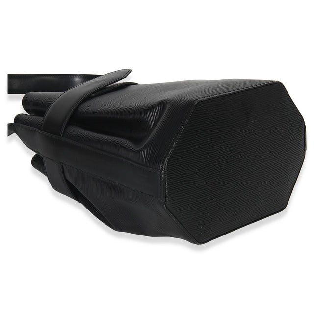 Vintage Black Epi Sac DEpaule PM For Sale In New York - Image 6 of 9