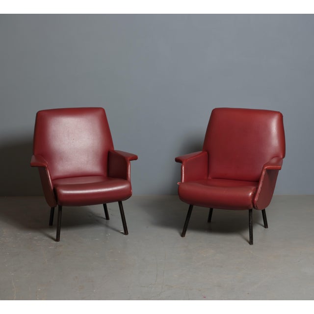 Mid-Century Modern Italian Red Skai Armchairs with Black Lacquered Iron Legs, 1950s, Set of 2 For Sale - Image 3 of 6
