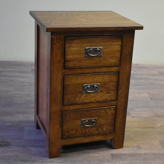 Mission Quarter Sawn Oak 3-Drawer Nightstand | Walnut For Sale - Image 4 of 12