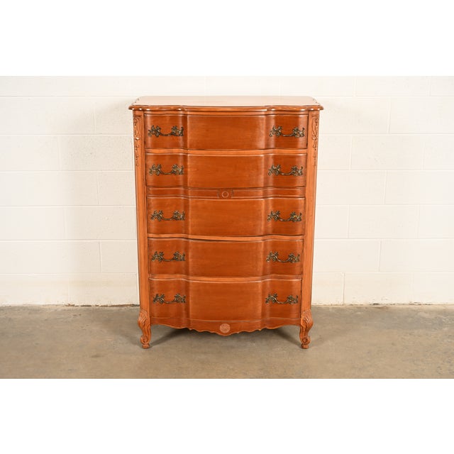 A gorgeous French Provincial Louis XV style highboy dresser or chest of drawers By Kent Coffey USA, Circa 1960s Beautiful...