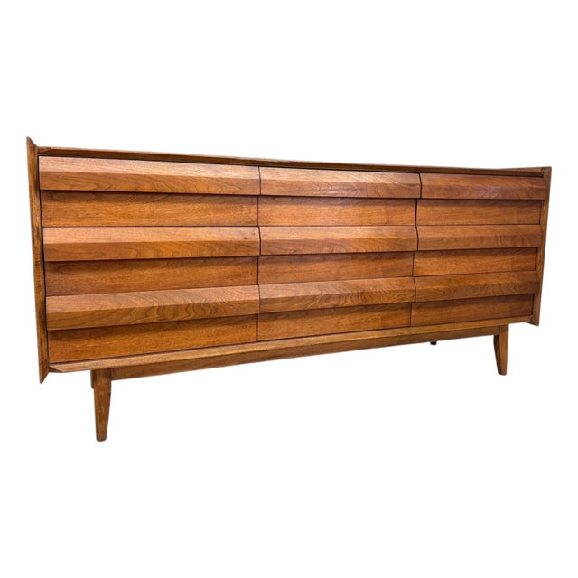 1960s Vintage Mid Century Modern Solid Walnut 9 Drawer Dresser by Lane First Edition For Sale