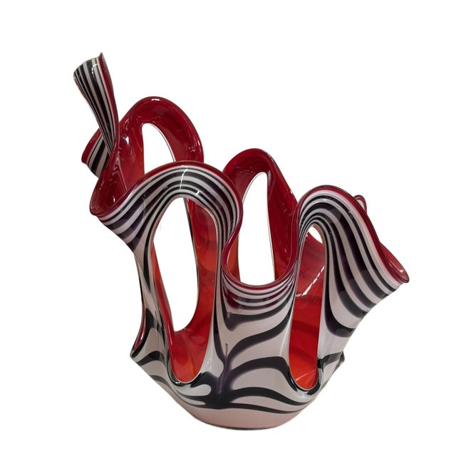 Mid-Century Modern 1970s Hand -Blown Art Glass Vase in 'Erupt' Pattern by Jozefina for Krosno Poland For Sale - Image 3 of 14