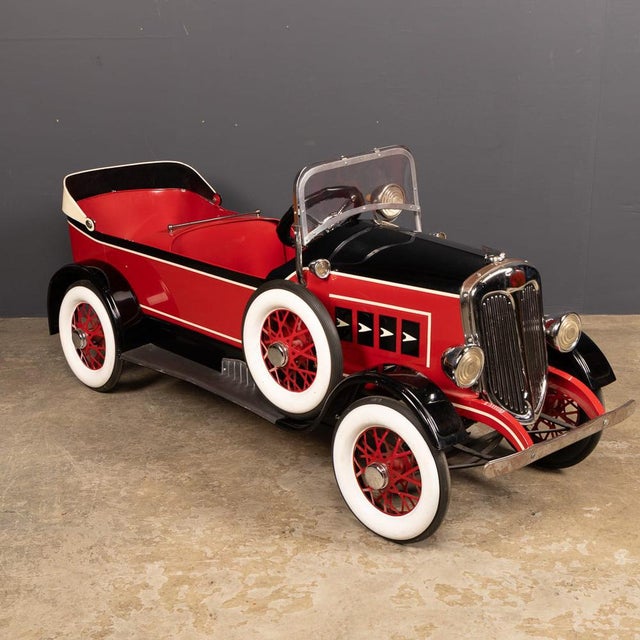 Metal Vintage American Packard Two Seat Pedal Model Car, 1932 For Sale - Image 7 of 18