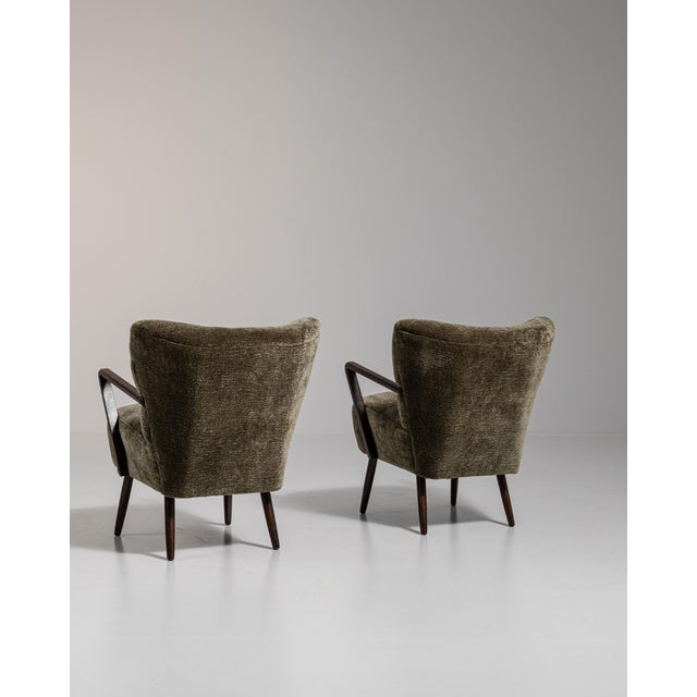 1940s Mid-Century Modern Green Wood Pair of Club Chairs For Sale - Image 10 of 13