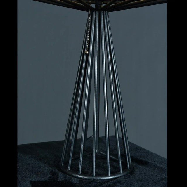 Tony Paul Black and White Mid-Century Modern Metal Wire Table Lamp For Sale - Image 6 of 9