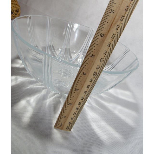 Vintage Anchor Hocking Clear Oyster and Pearl Depression Glass Bowl For Sale - Image 9 of 14