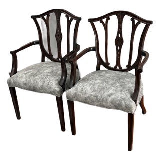 1980s George Hepplewhite Inspired Dining Room Arm Chairs For Sale