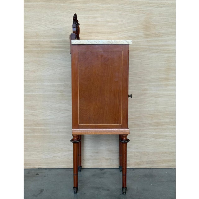 Brown 1900s, Art Nouveau Pair of Mahogany Nightstands with Crest Marble Top For Sale - Image 8 of 18