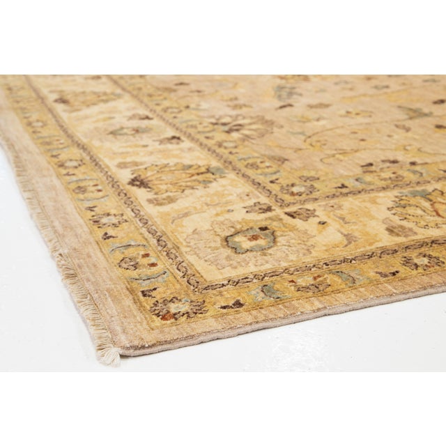 Beige Handmade Modern Oushak Wool Rug With Floral Motif For Sale - Image 4 of 11