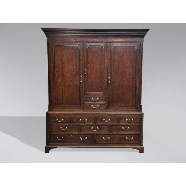 18th Century George Iii Period Oak Housekeepers Cupboard, 1790 For Sale - Image 4 of 13