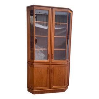 Danish Illuminated Teak Display Cabinet For Sale