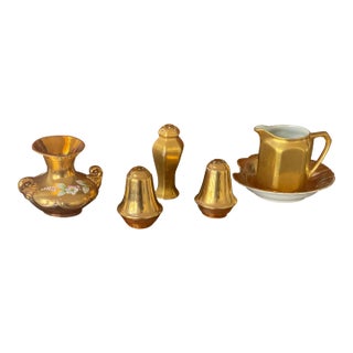 1910s 4 Gold Porcelain Antique Salt Pepper Shakers and Creamer - 6pcs For Sale