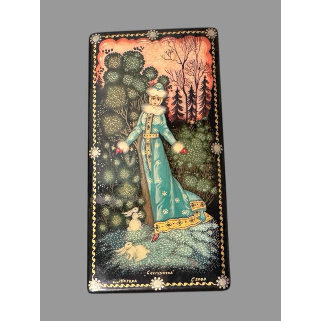 Late 20th Century Vintage Hand Painted Lacquer Miniature Keepsake Box Snow Maiden For Sale - Image 5 of 5