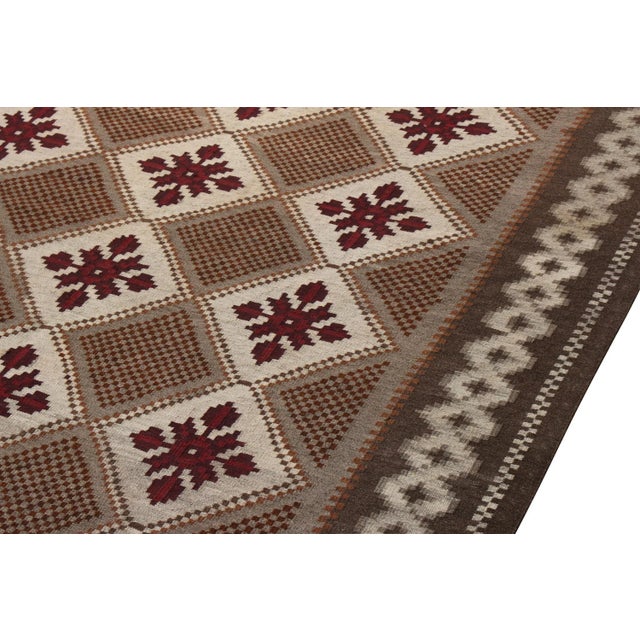 Handwoven Vintage Moldavian Kilim Rug in Beige-Brown, Gray, Red Floral Pattern For Sale - Image 4 of 6