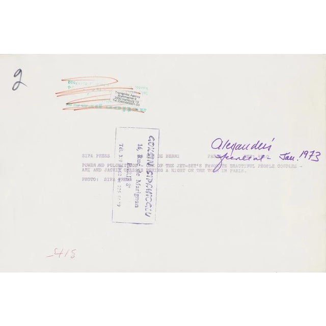 Jackie and Aristoteles Onassis in Car, Paris, 1973, Black & White Photograph For Sale - Image 4 of 5