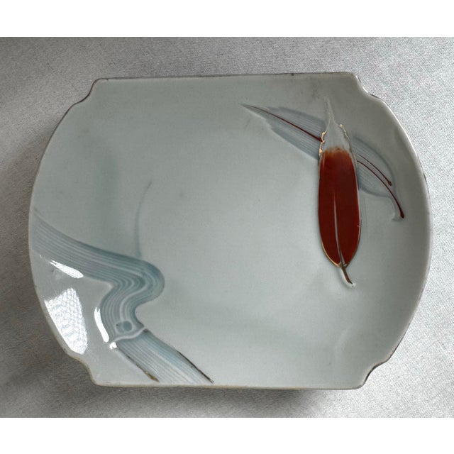 Mid-Century Modern A Pair of Mid Century Celadon Asian Decorative Porcelain Bowls For Sale - Image 3 of 10