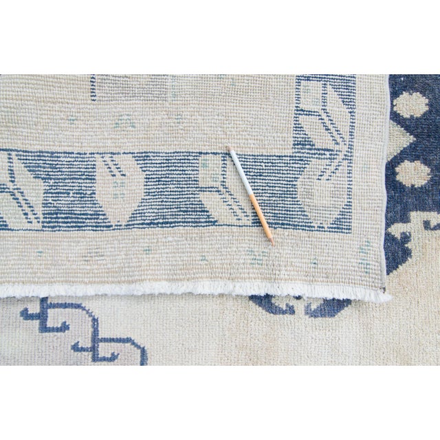 1980s Vintage Oushak Neutral Wool Hand Knotted Rug For Sale - Image 10 of 11