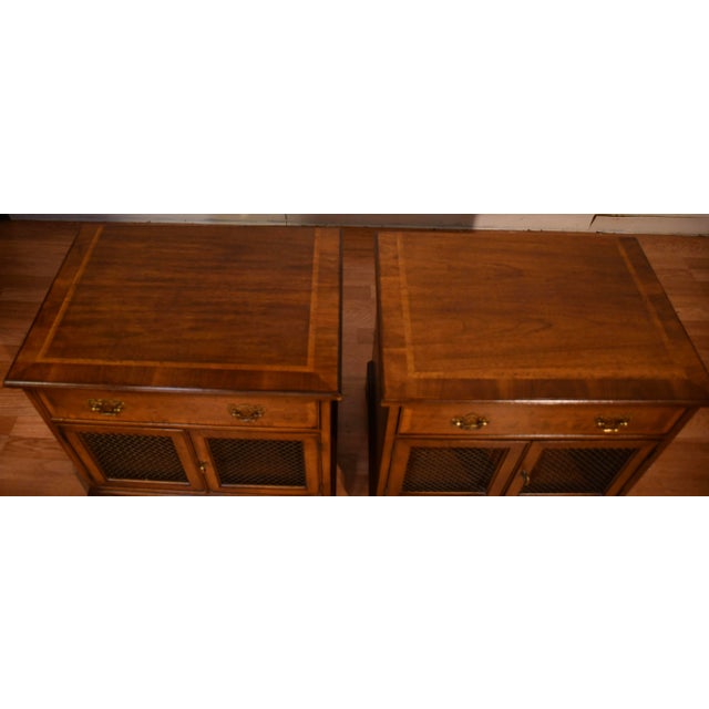We are pleased to offer this beautiful pair of English style nightstands by Henredon 18th Century Portfolio, from the...
