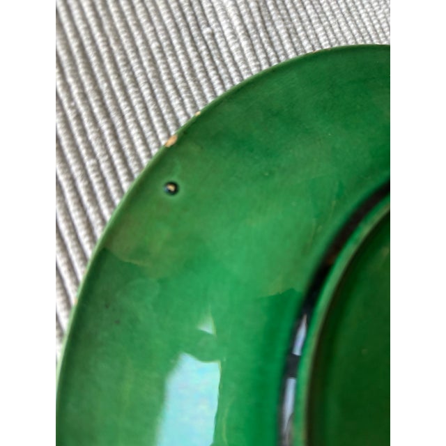 1890's Antique Portuguese Green Majolica Botanical Fern and Clover Plate – Clover & Fern Relief – Emerald Glaze For Sale - Image 4 of 6
