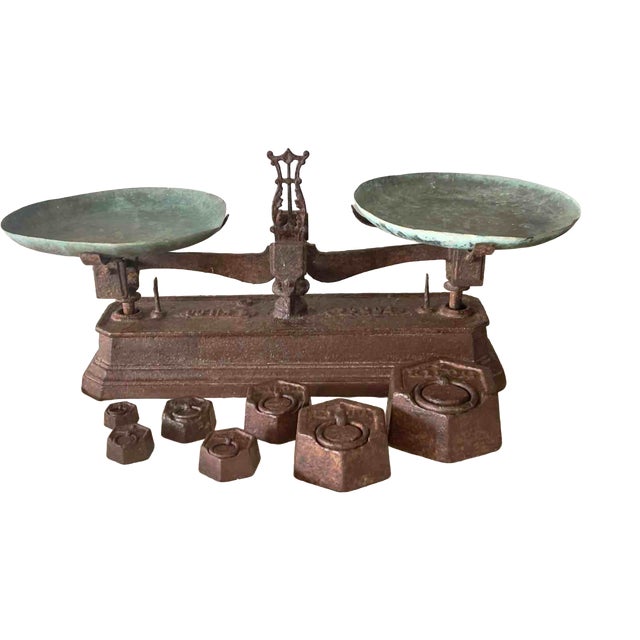 Antique French Roberval System Scale in Cast Iron and Brass with Ring, 1890s, Set of 8 For Sale