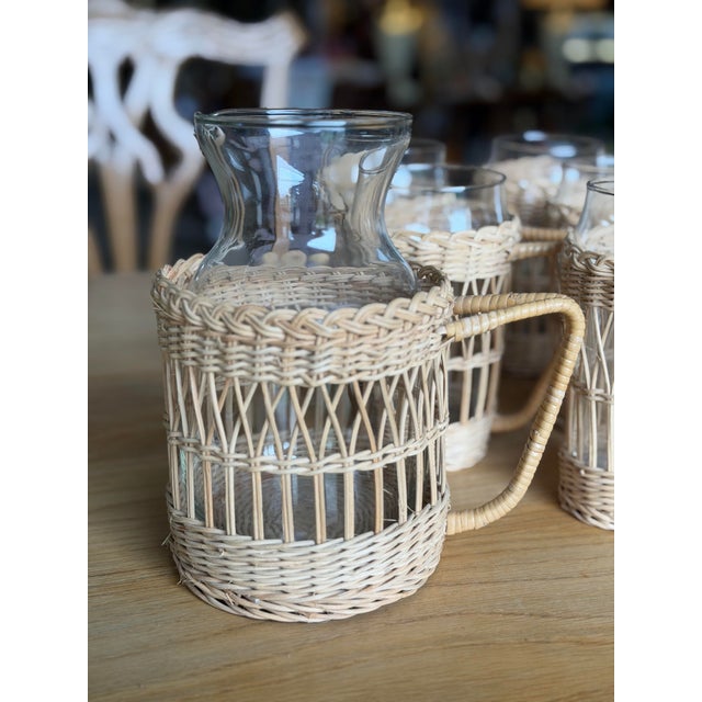 Mid-Century Modern Vintage Rattan Wrapped Glasses and Pitcher - Set of 8 For Sale - Image 3 of 6