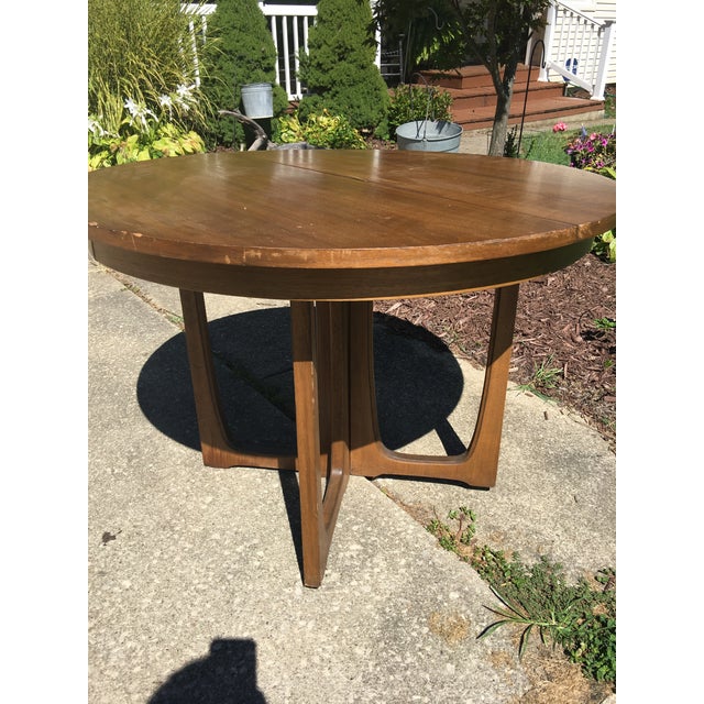 Broyhill Emphasis Mid Century Dining Room Table Chairish