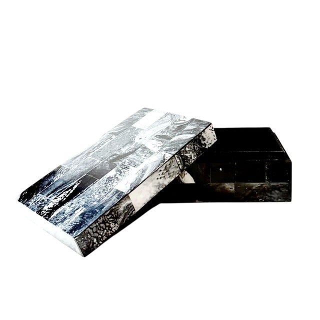 Mid-Century Modern Vintage Maitland Smith Style Black and White Box For Sale - Image 3 of 7