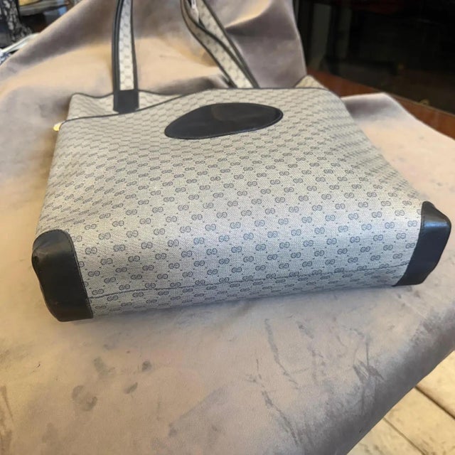 20th Century Gucci Navy Leather and Microguccissima Monogram Canvas Tote Bag For Sale - Image 13 of 18