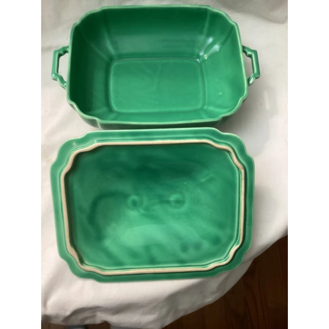 1940s Homer Laughlin Riviera Jade Green Covered Casserole Dish For Sale - Image 4 of 4