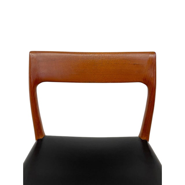 Danish Mid Century Modern Dining Chair by j.l. Møller For Sale In Seattle - Image 6 of 9
