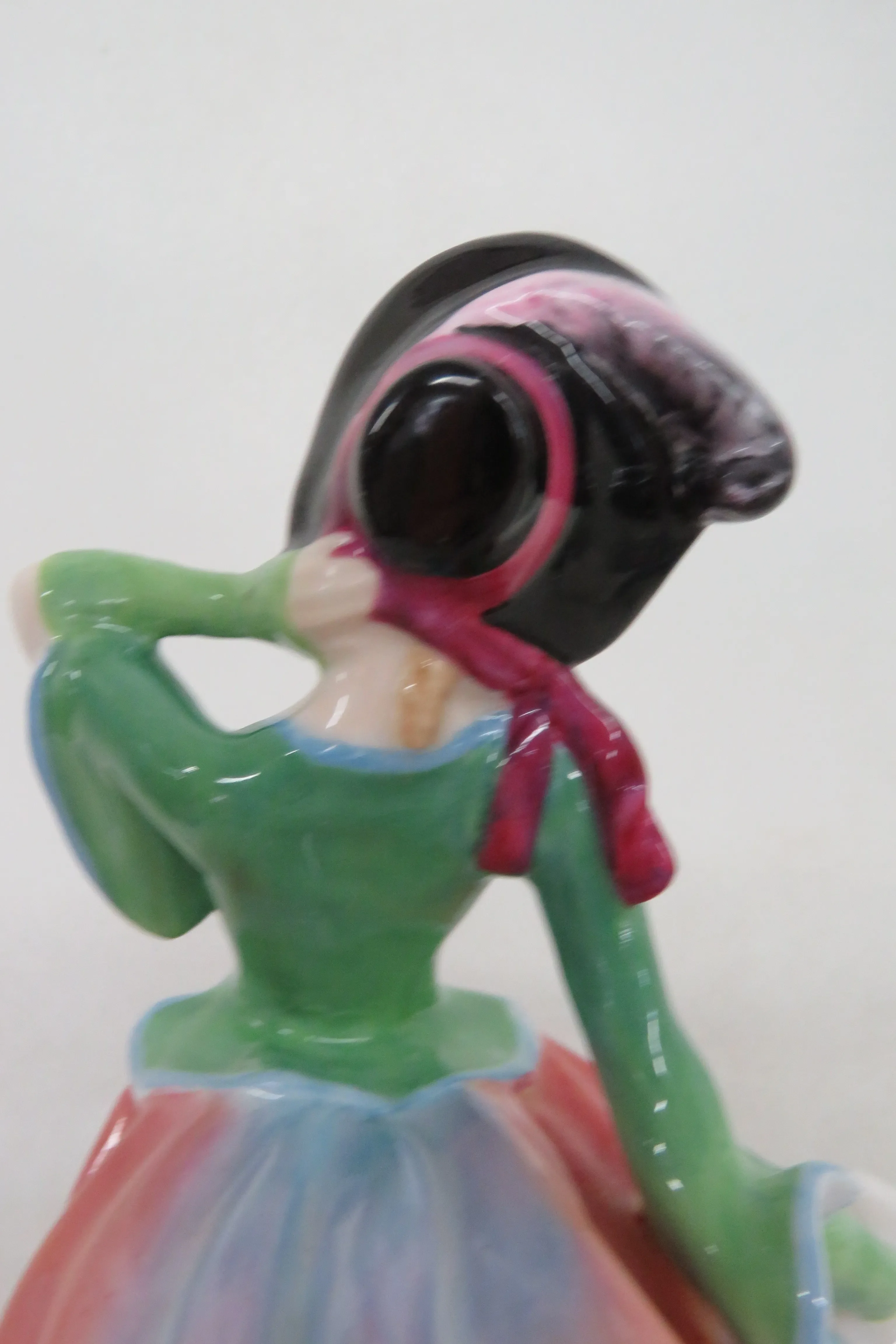 Royal Doulton Autumn Breezes Hn1911 Bone China Porcelain Figurine | Chairish