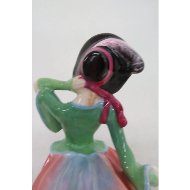 English Royal Doulton Autumn Breezes Hn1911 Bone China Porcelain Figurine For Sale - Image 3 of 13