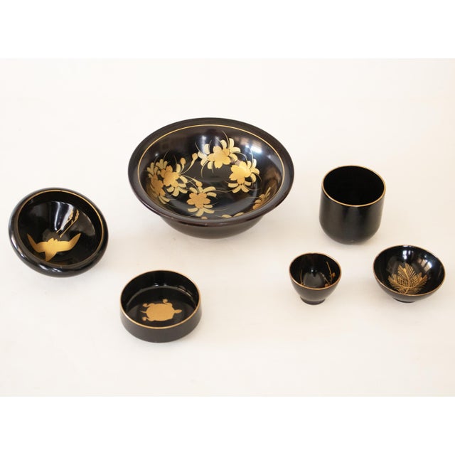 1940s Japanese Shikki Lacquered Wood Set Cocktail Shaker Set - 14 Pieces For Sale - Image 9 of 14