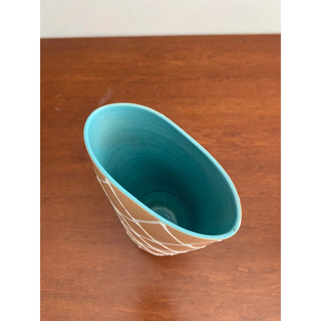 Italian Mid Century Modern Ceramic Vase by Alvino Bagni For Sale In Miami - Image 6 of 8