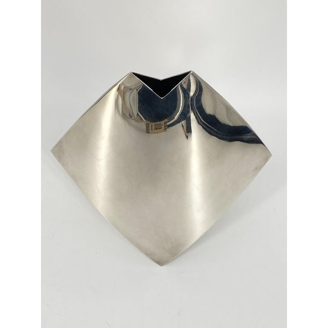 * Italian vase * rare designer piece * extraordinary vase, which is an absolute highlight due to its geometry * Design:...