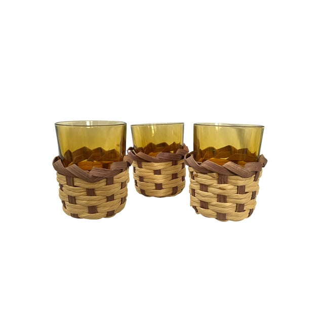 Wood Vintage Amber Glass Pitcher & Six Tumblers With Woven Wicker Sleeves, Set of 7 For Sale - Image 7 of 9