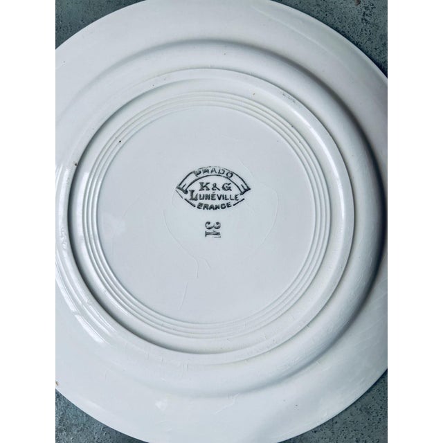 1940s Vintage Art Deco Earthenware Dinner Plates from K&G Lunéville, 1940s, Set of 6 For Sale - Image 5 of 6