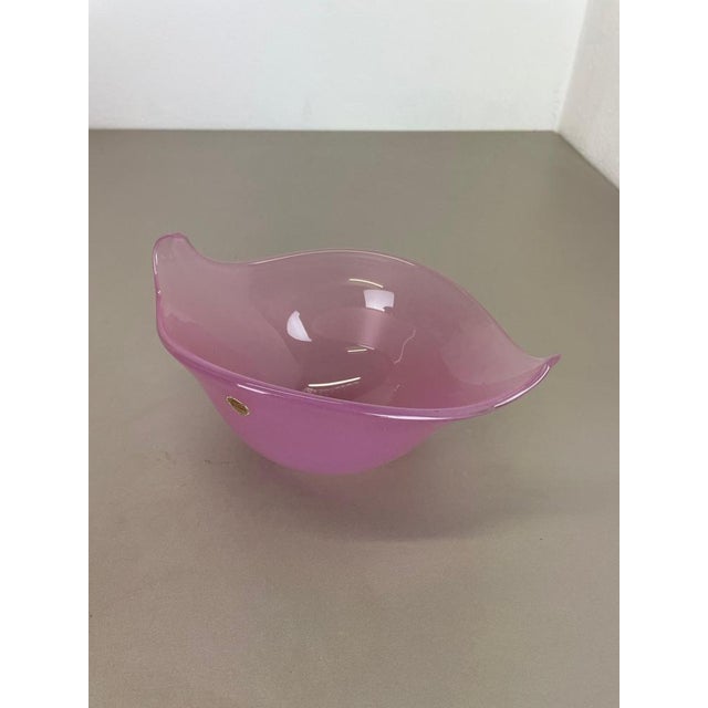 Large Italian Shell Bowl in Pink Opaline Murano Glass, 1970s For Sale - Image 16 of 18