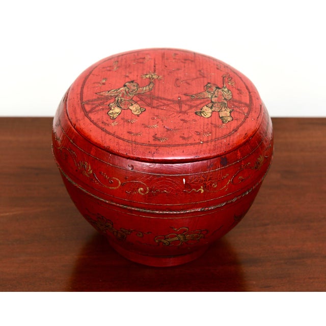 Small Antique Chinese Red Lacquered Covered Box For Sale - Image 9 of 9