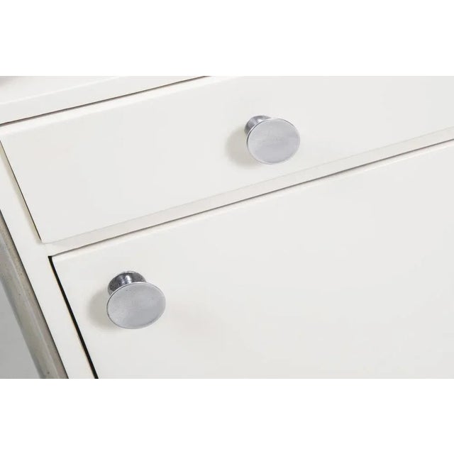 Bauhaus Bauhaus Bedside Tables in Chrome & Wood by Sab, Czech, 1930s, Set of 2 For Sale - Image 3 of 10