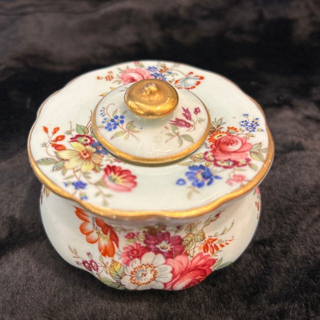 Elegant porcelain bone china covered jam or mustard pot. The design is derby posies, known for their elegance and old...